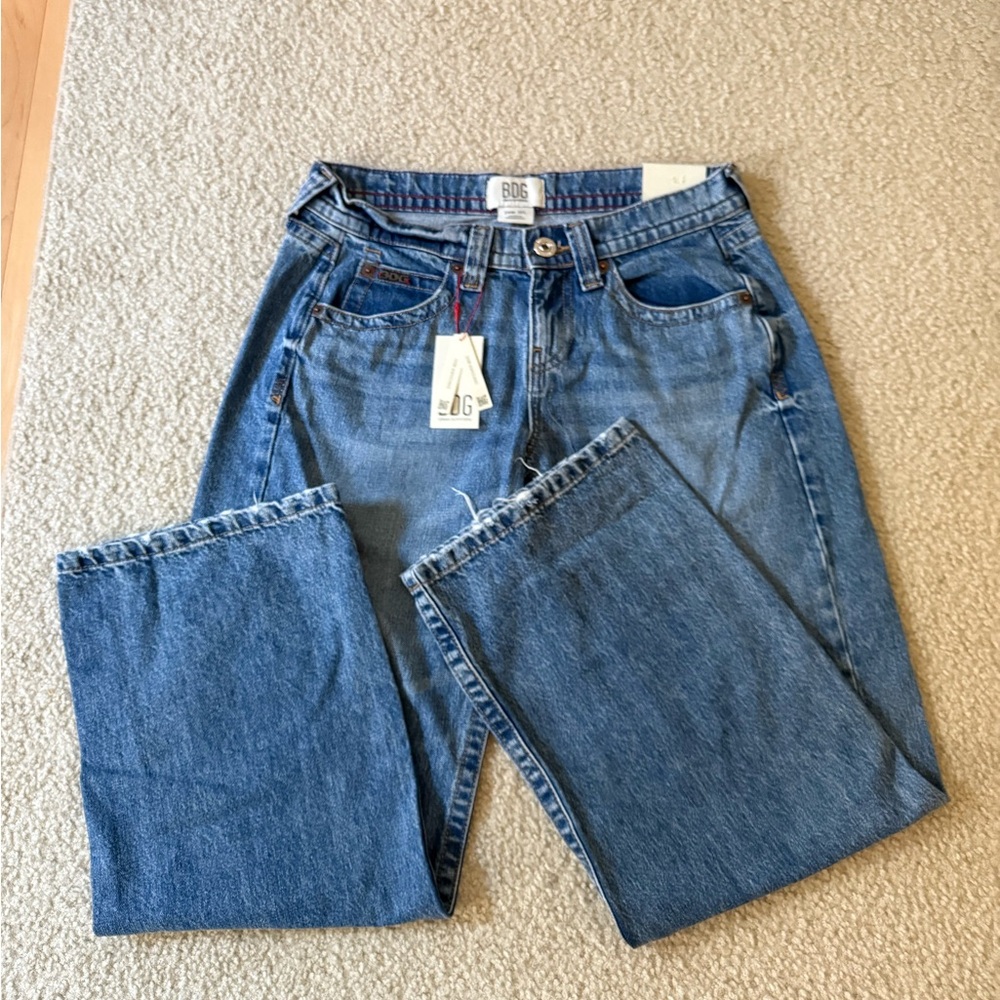 BDG Kayla Low-Rise Jeans - Picture 4 of 5